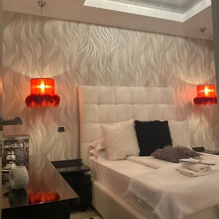 Central Luxury Apartament Nr 5 ***** Bucharest Exterior photo