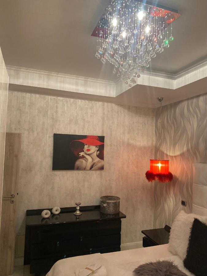Luxury Nr 5 ***** Apartment Bucharest