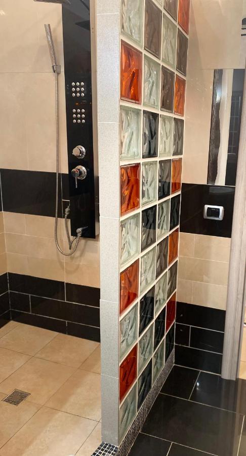 Apartment Luxury Nr 5 ***** Bukarest